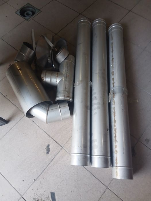 Продам печку -буржуйку ,с трубами дымохода из нержавейки