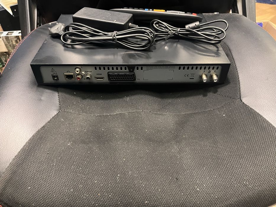 Sagemcom ESI88 320GB OpenPLi E2 Oscam jak nBox