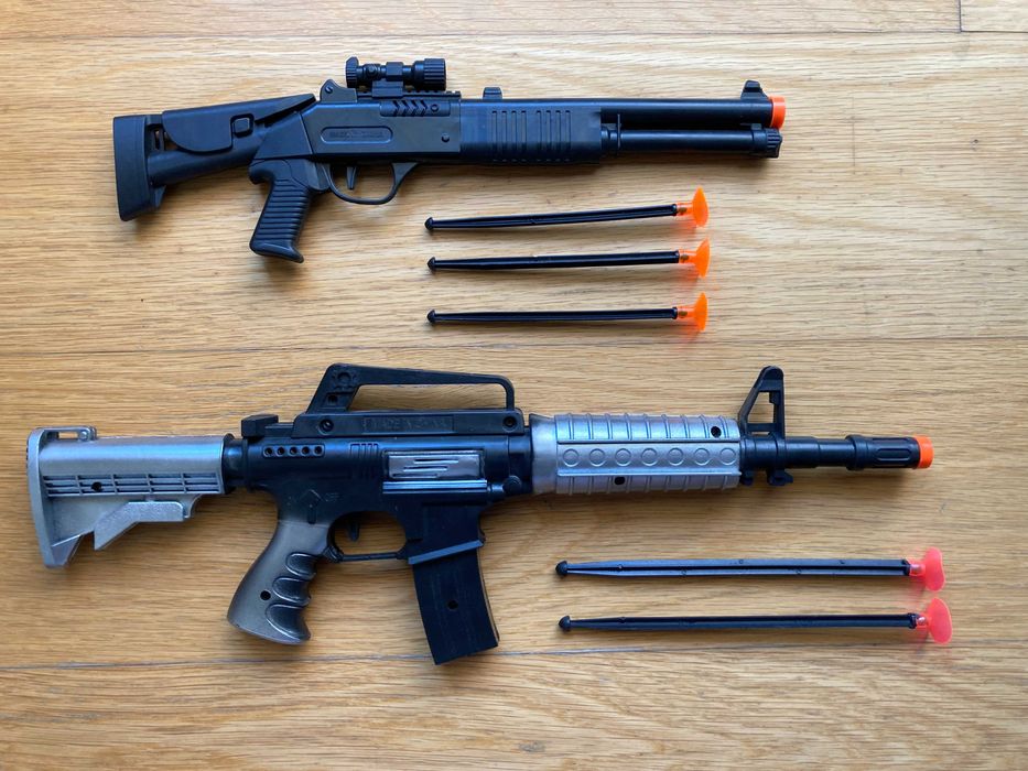 Lote 2 Armas de Brinquedo + Dardos de Ventosa