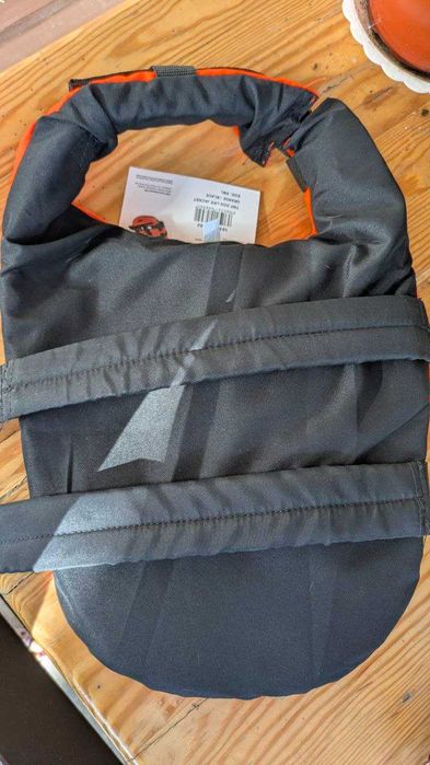 Жилет для собаки