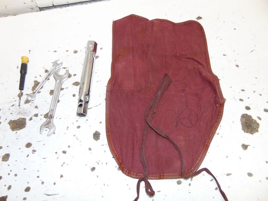 Mercedes antigo bolsa de ferramenta