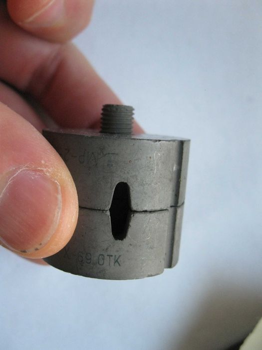 Сердечник ферритовый броневой МР-2