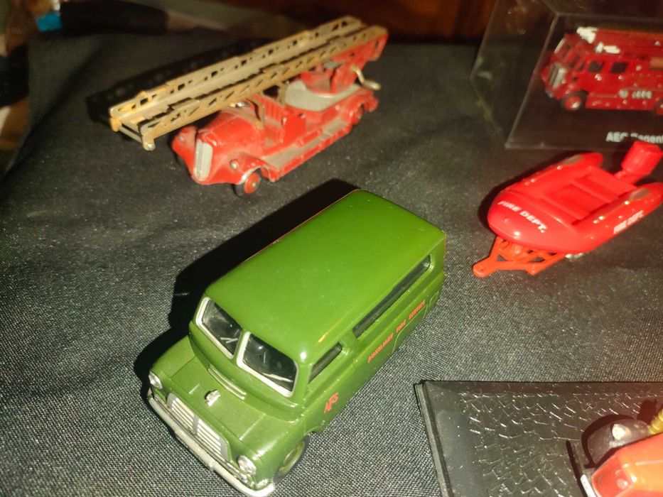 Lote de miniaturas Bombeiros
