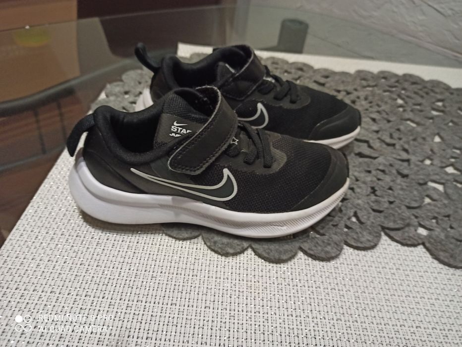 Buty sportowe nike 28