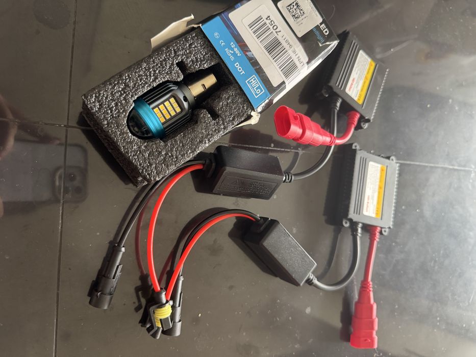 Kit de iluminação HID/LED para carro ou moto (12V) - NOVO