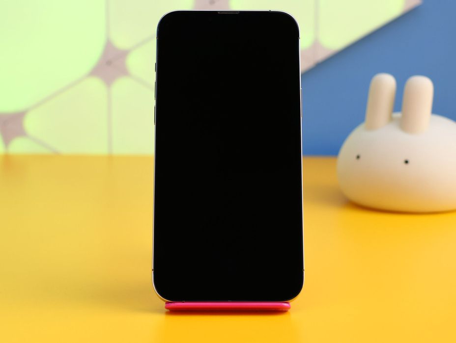 Смартфон Apple iPhone 13 Pro Max 128GB Gold (150456) Б/У З ГАРАНТІЄЮ