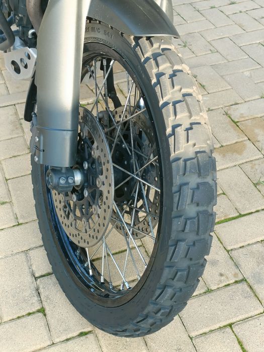 Triumph Tiger 800 XCX