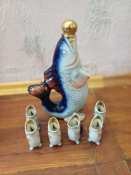 Сервис фарфоровый кобальт ,,Рыбья семья’’