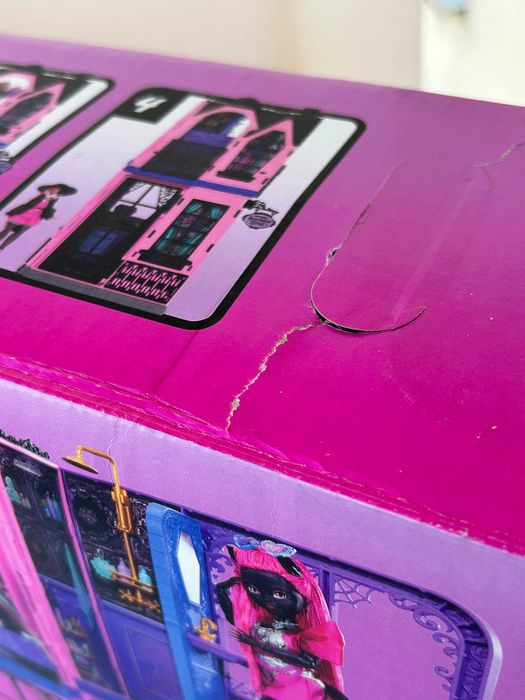 Набір Monster High БУ-тік Готель Лігво Будинок для ляльок кімната