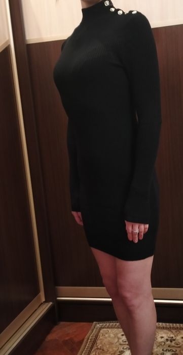 Плаття нове Н&М.