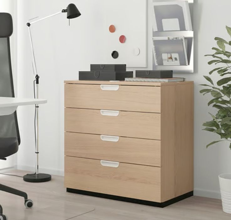 GALANT
komoda, 80x80 cm, okleina dębowa bejcowana na biało