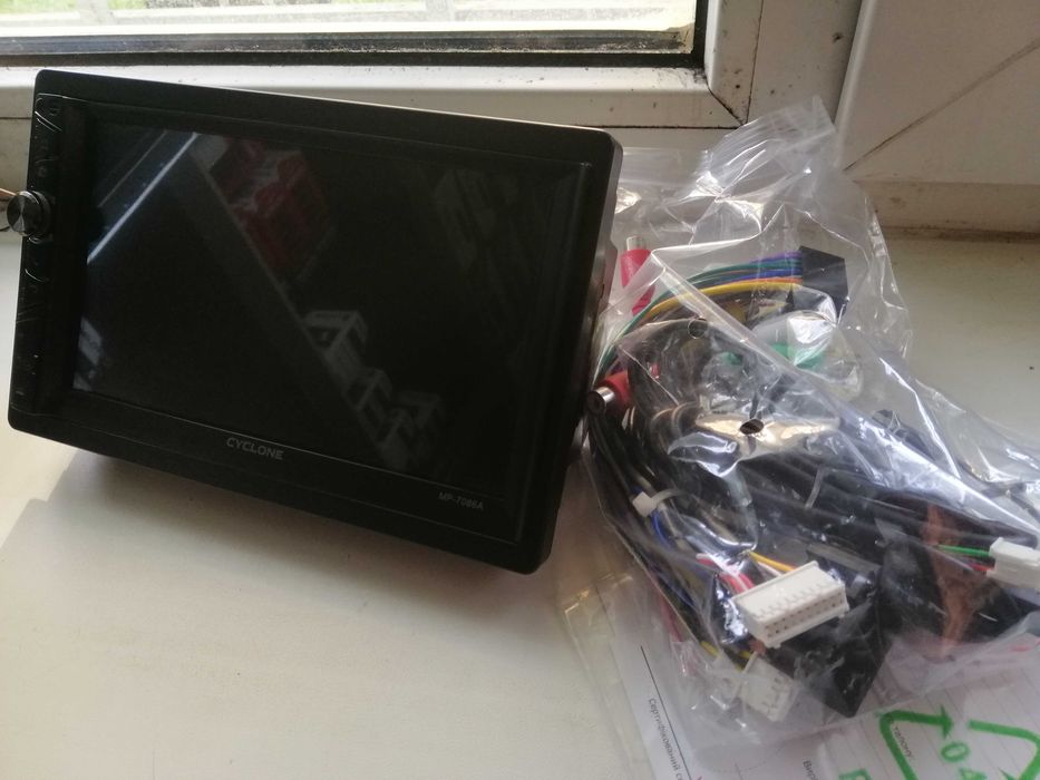 Магнитола Циклон 7086 v3