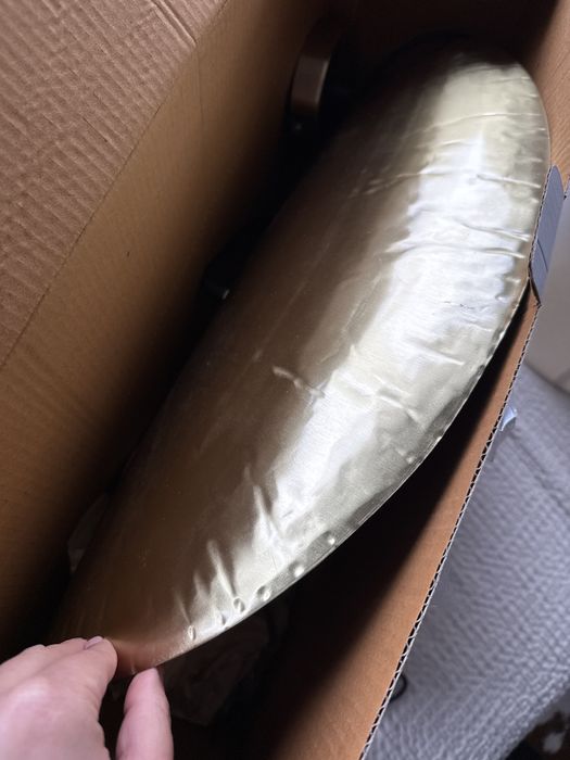 Candeeiro de tecto dourado