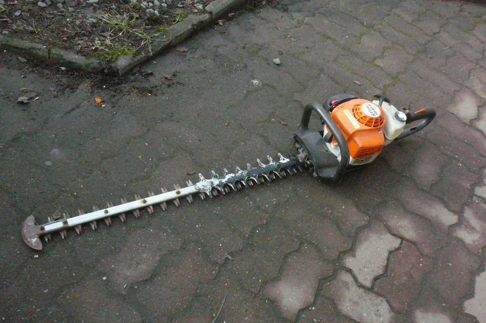 Nożyce do żywopłotu spalinowe Stihl HS 81 R prowadnica 70 cm sekator