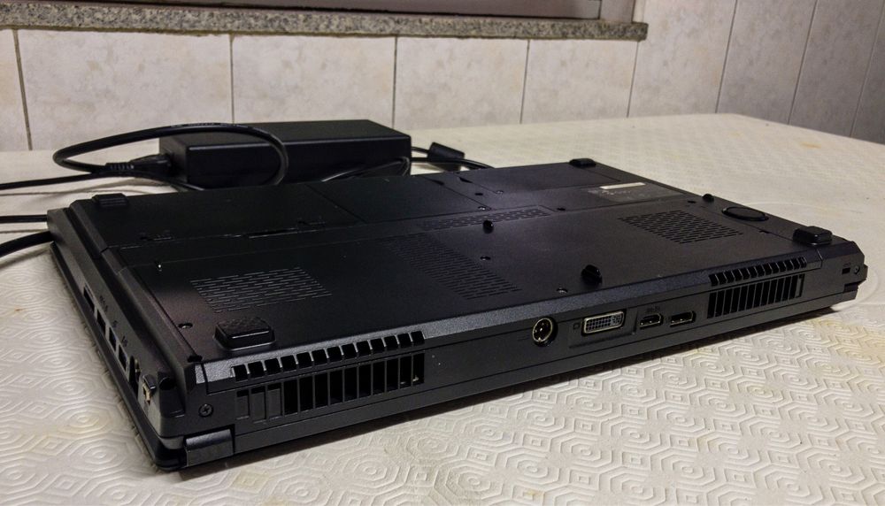 Clevo P170em with Damaged Graphics Card64739499299073123