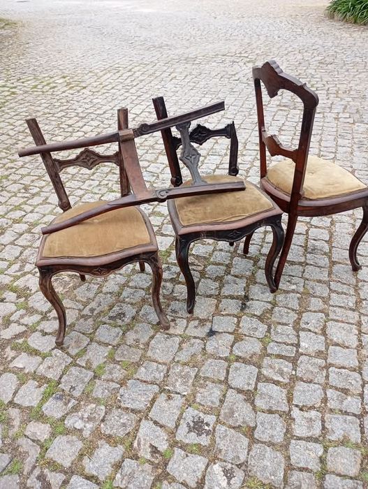 Vendo cadeiras para restauro em pau santo