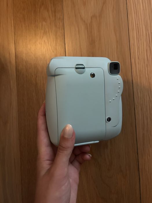 Fujifilm Instax Mini 9 (Azul Gelo) + Capa de Proteção