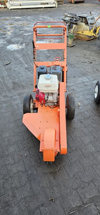 Frezarka do pni Dosko 337 Honda Laski Vermeer