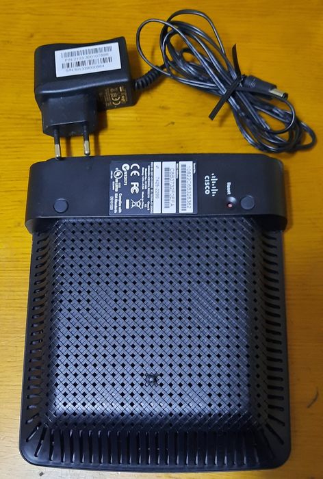 Router Cisco e1200427551751416719361
