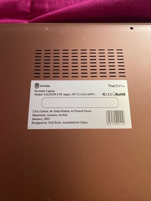 Laptop TAG I3 , w zestawie z odciskiem palca, ładowarką i torbą