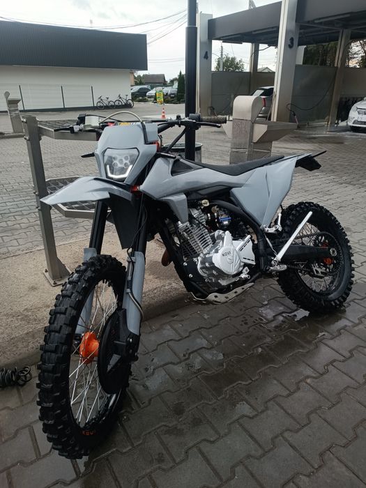 Кові адванс 250: