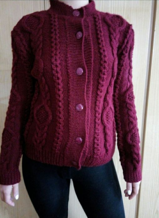 Кардинал вязаный теплый