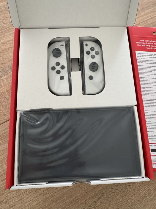Nintendo Switch OLED Branca + Jogo Super Mario Party + Bolsa + Película Extra (TUDO SELADO)