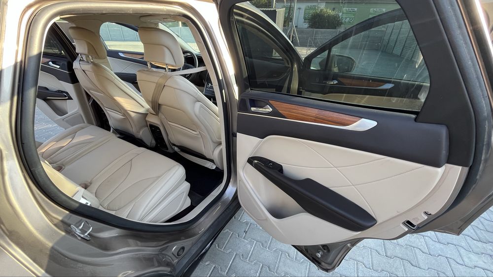 Lincoln MKC 2019 VIN 5LMCJ2C98KUL45197 фото оголошення 19 з 22