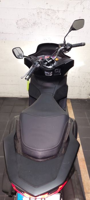 Honda PCX 125 poucos KM