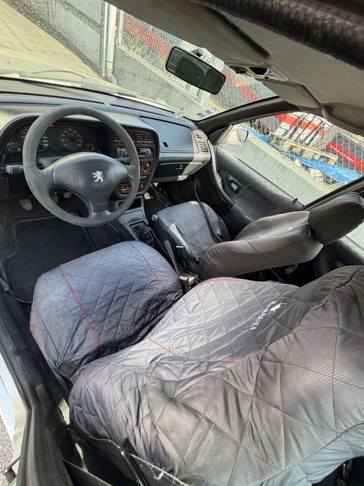 Peugeot 306 1.4i 75CV