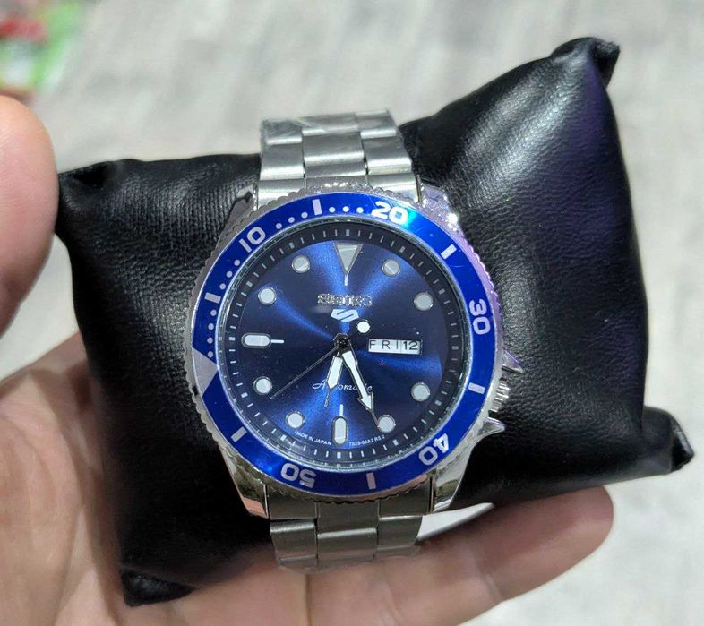 Продам наручные часы