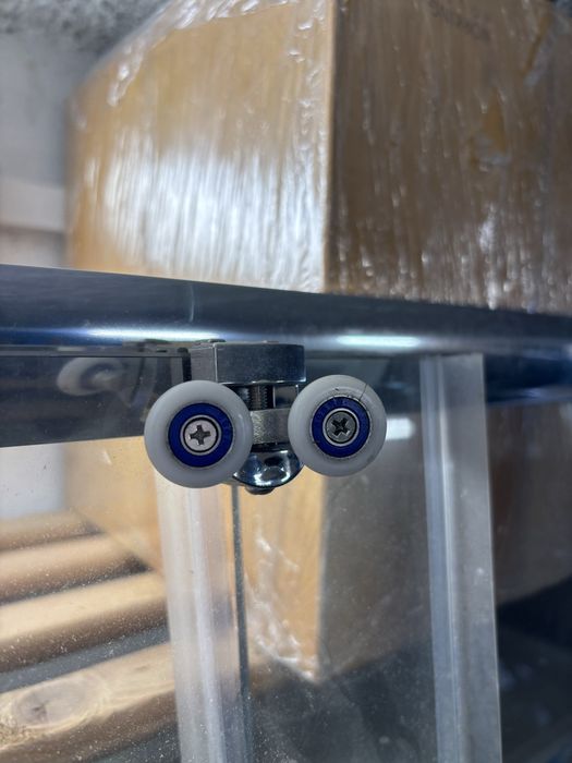 Vende-se divisoria de chuveiro/duche em vidro