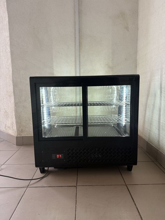 Холодильна Вітрина Frosty Кондитерська Обʼєм 100 Літрів !!!