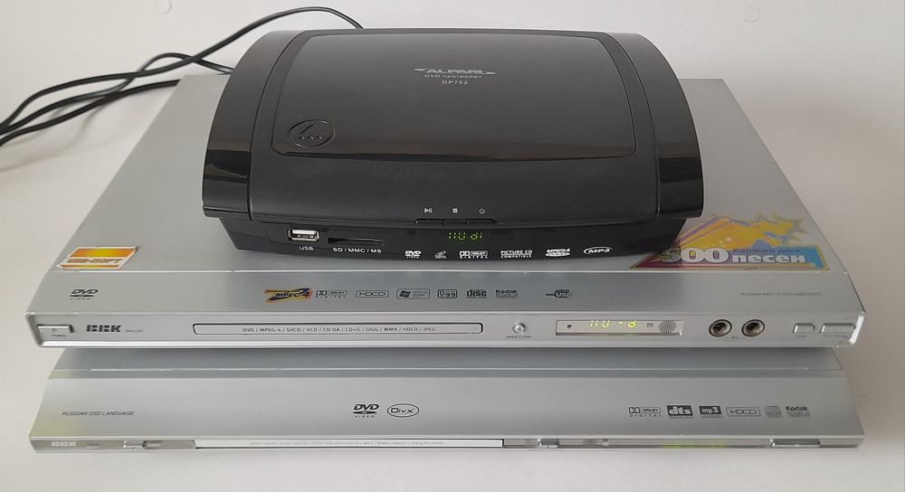 DVD проигрыватель на запчасти или восстановление.