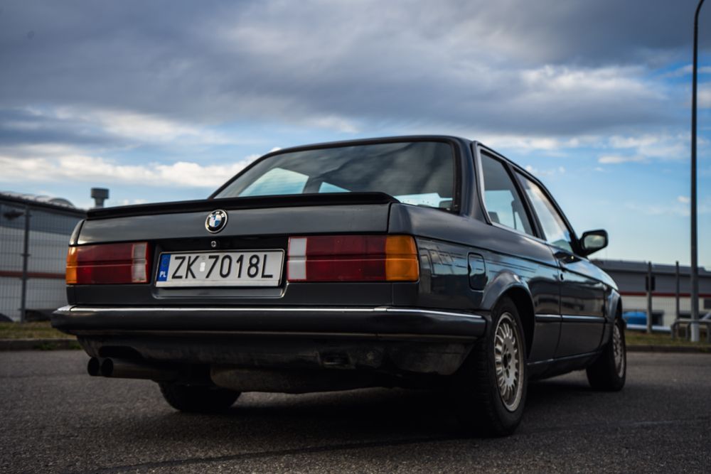 BMW seria 3 e30 coupe 2d 320i