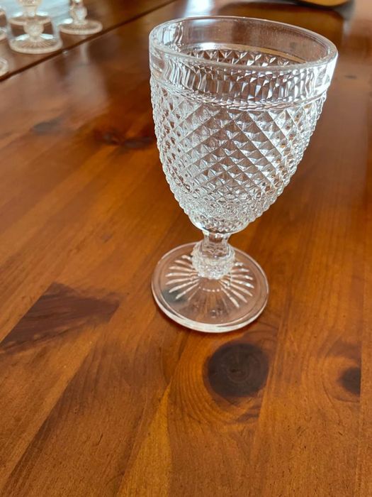 Conjuntos de 10 copos com pé + jarro