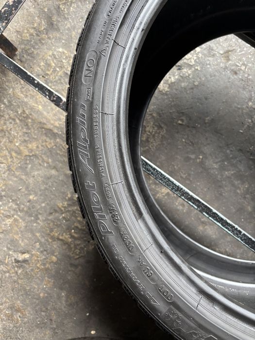 295-30-20 Michelin, зима. Ціна за 2шт. 6400.