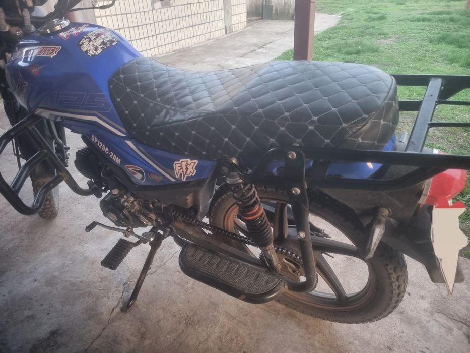 Продам мотоцикл Spark SP 125c-2am