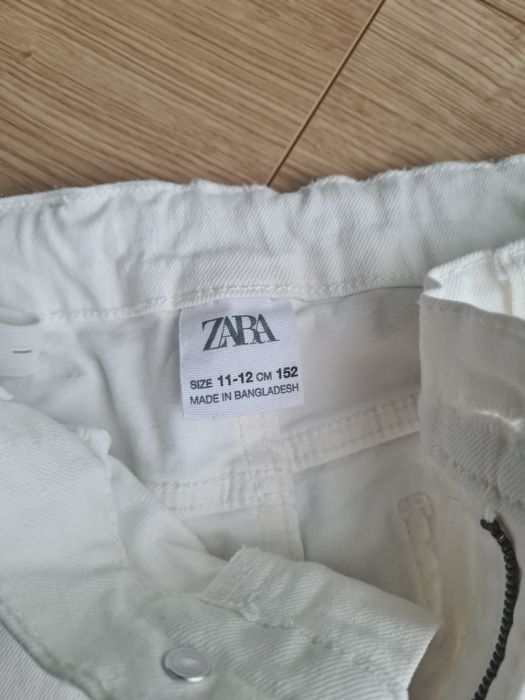 Spodnie chłopięce firmy Zara roz 152