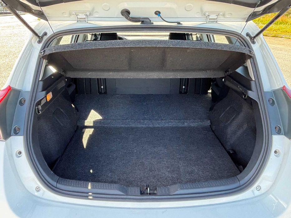 Toyota Auris D4D comercial