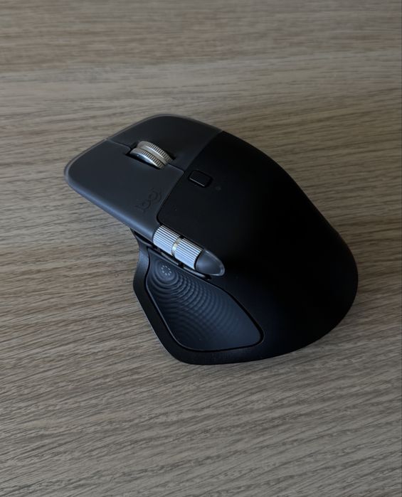 Logitech MX Master 4 for Mac, prawie nowa