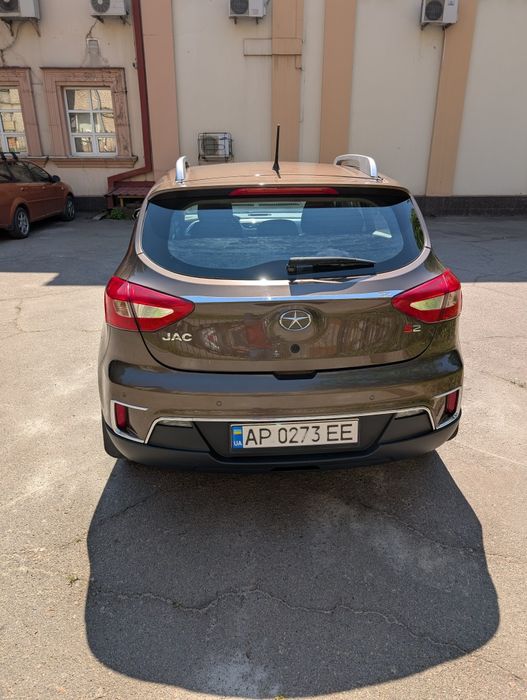 Продам Jac s2 2017