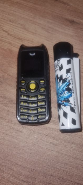 Mini telefon do puchy