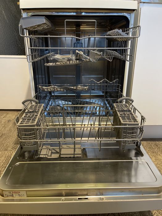 Посудомийка Bosh SGS 47 M72 EU/73