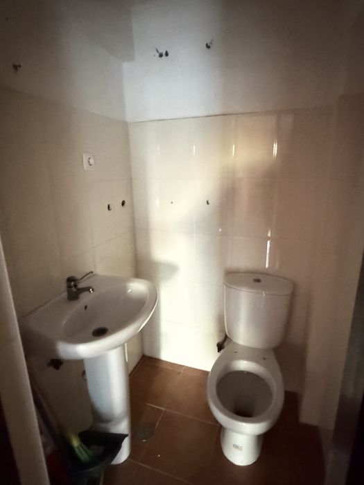 Loja em Queluz 21m2