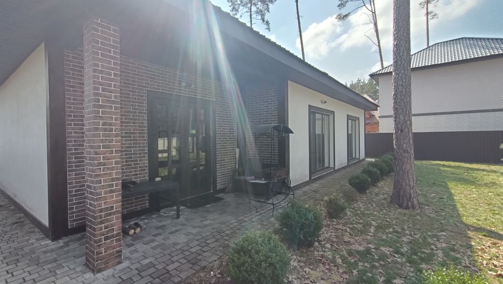 Продам чудовий одноповерховий будинок в мальовничому місці