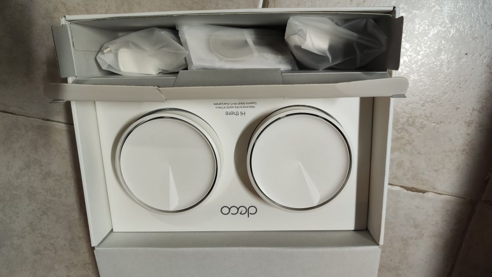 2 Decos x50, com poucos meses de uso.
Comprei-os para ter internet nos