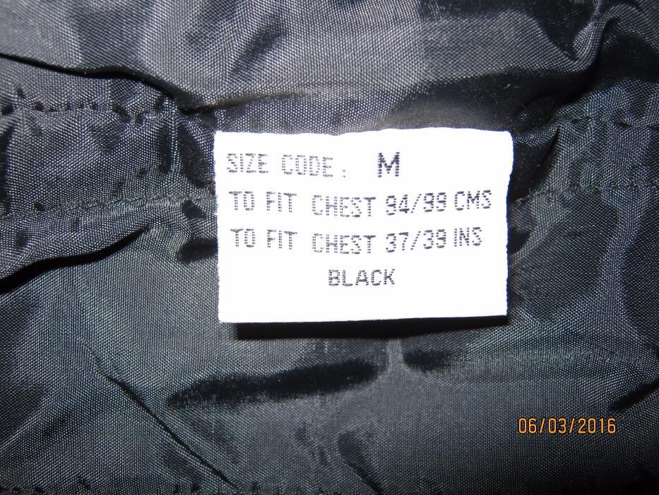 Кожаный пиджак. В хорошем состоянии.