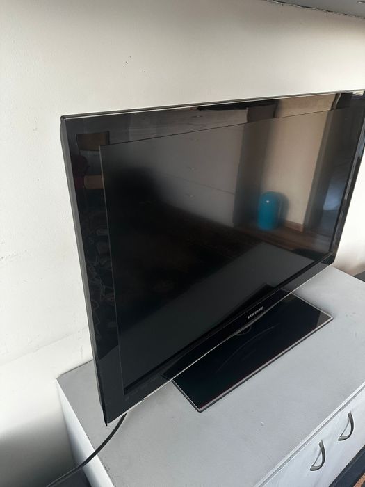 Telewizor SAMSUNG 32 cale