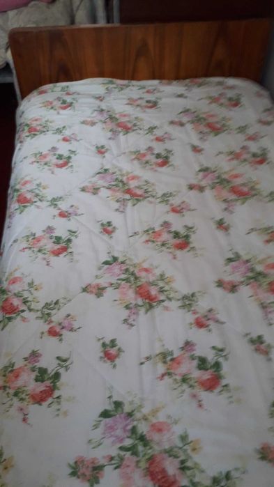 Ліжко дерев'яне одномісне